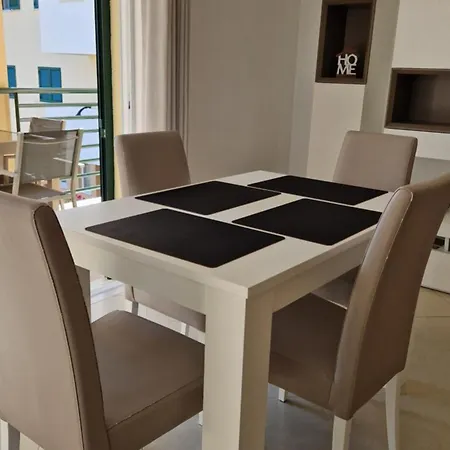 Elegant And Spacious Armação de Pêra